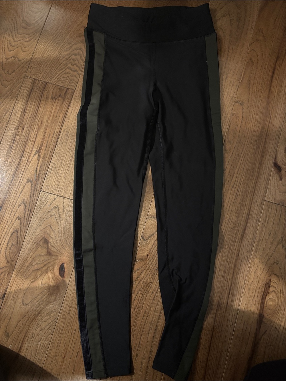 Sweaty Betty fleece lined Black Leggings with Olive Side Stripe